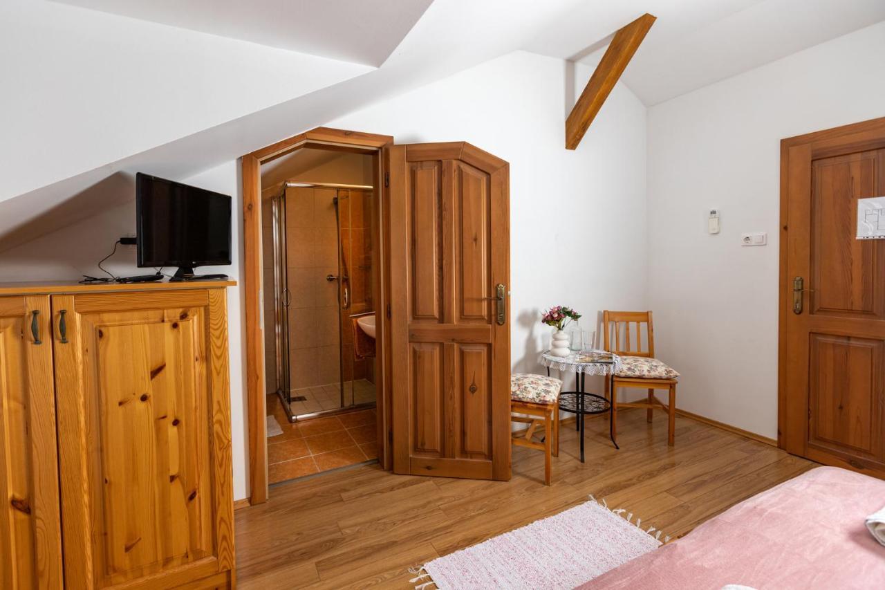 Berkenye Vendeghaz Hotel Balatonfured Bagian luar foto