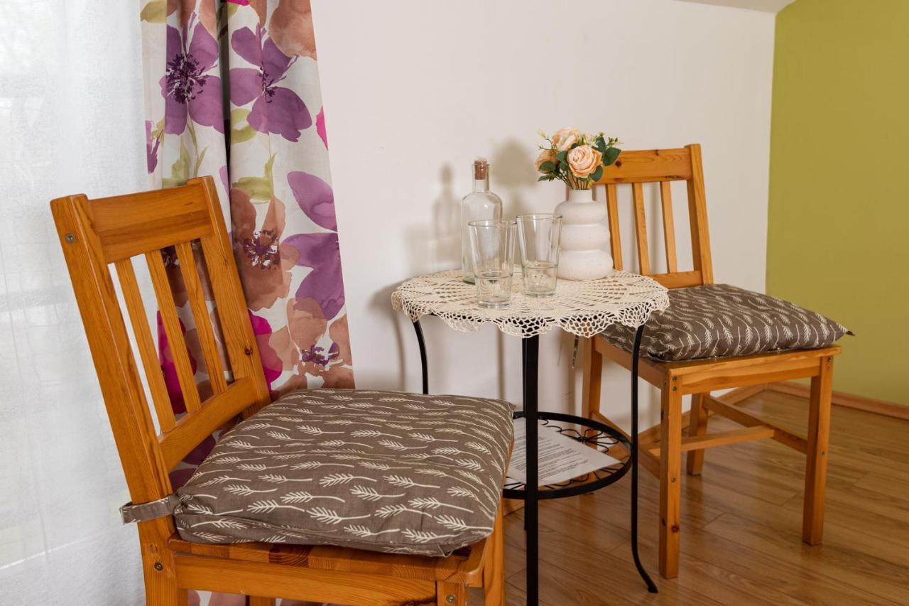 Berkenye Vendeghaz Hotel Balatonfured Bagian luar foto
